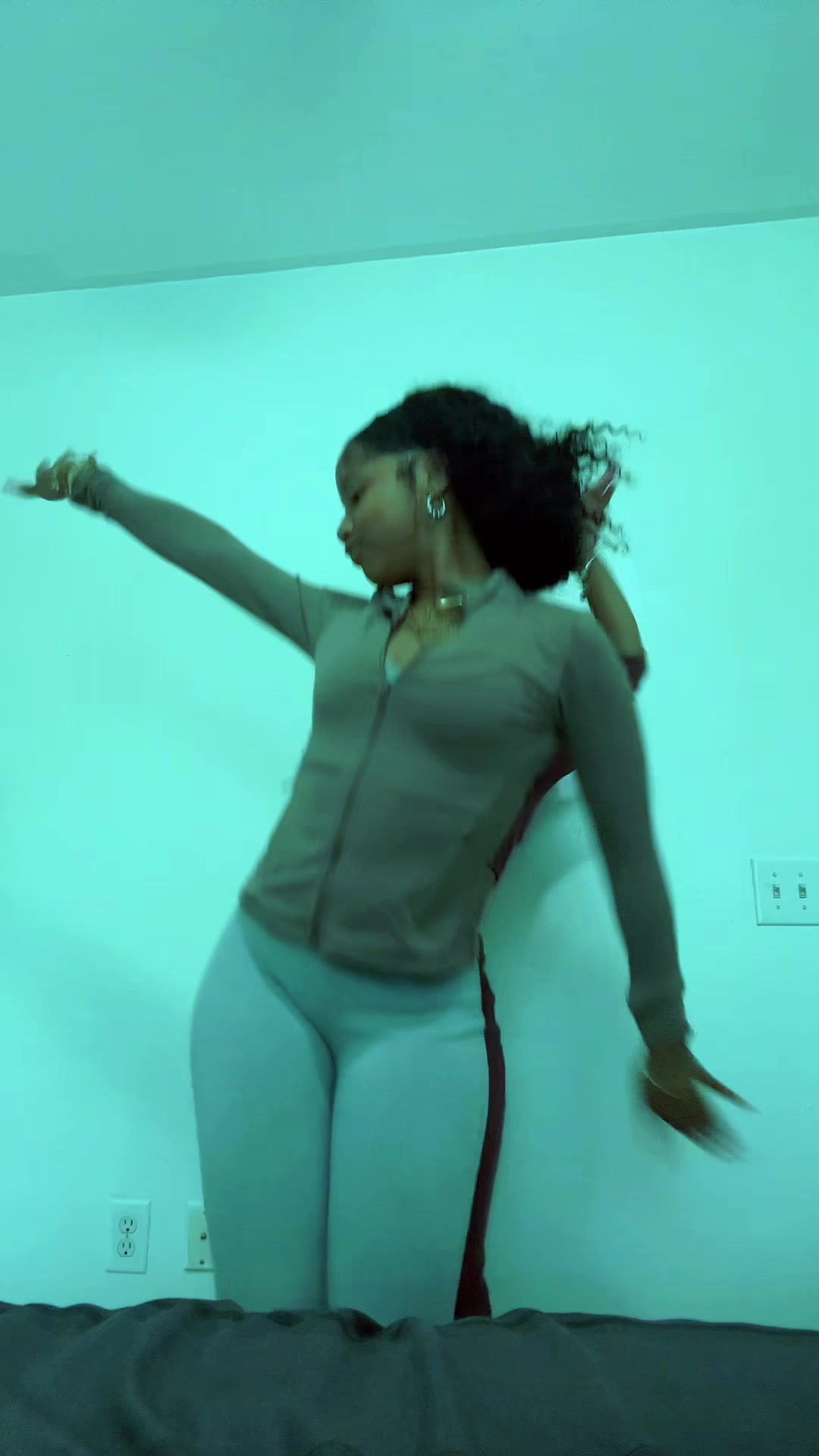 @Kayah_2u
