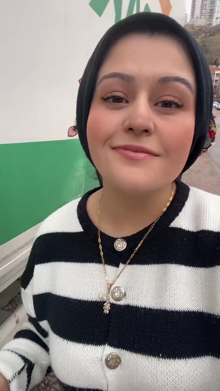 @Ayşenur