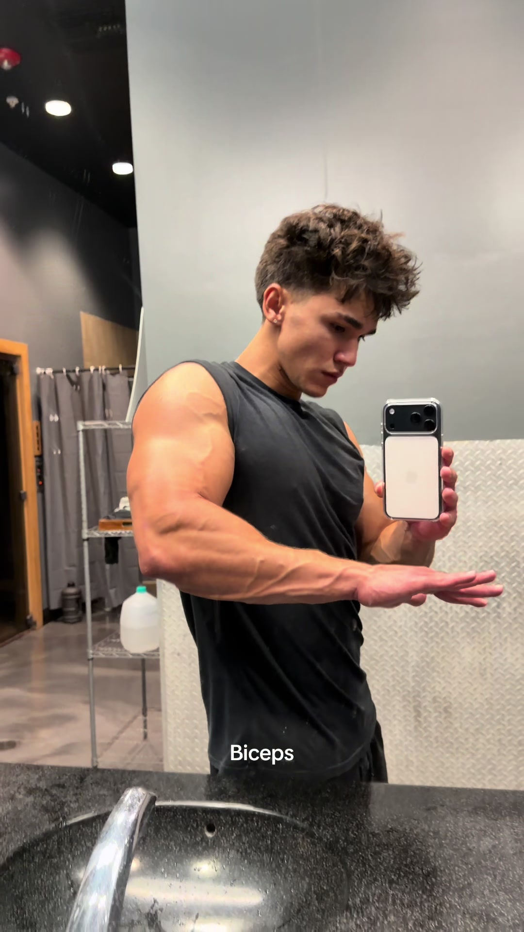 @Kalel🦸🏻♂️