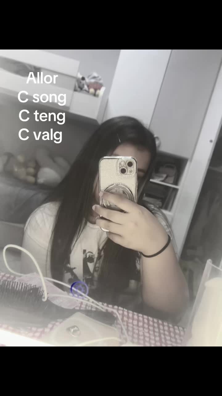 @Noemi