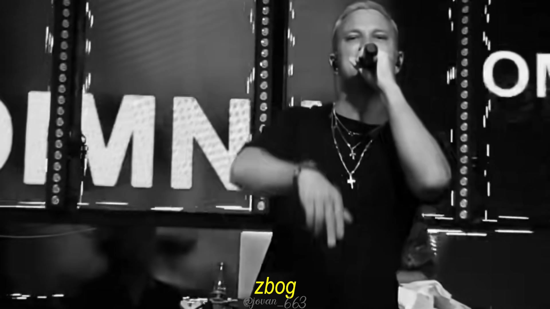 @𝙅𝙤𝙫𝙖𝙣