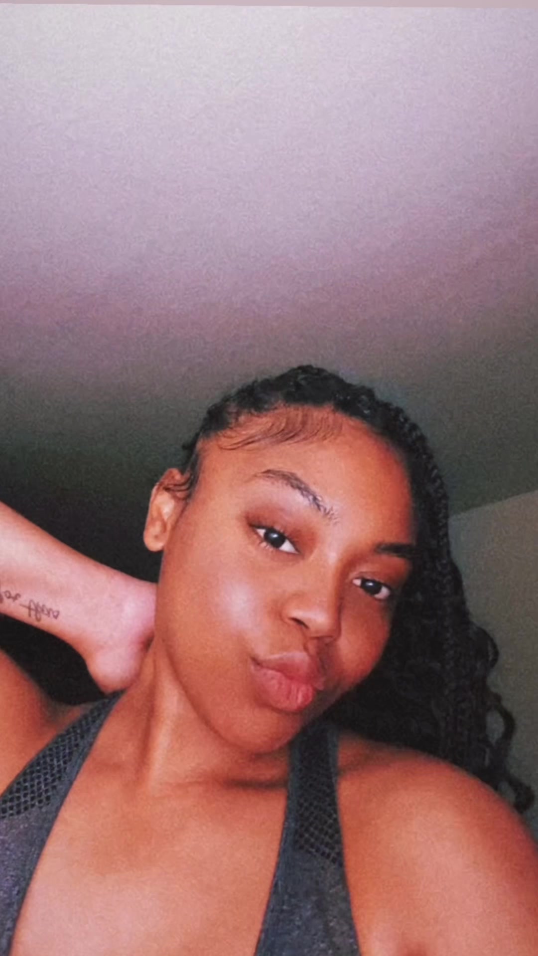 @tallgirltea ✨