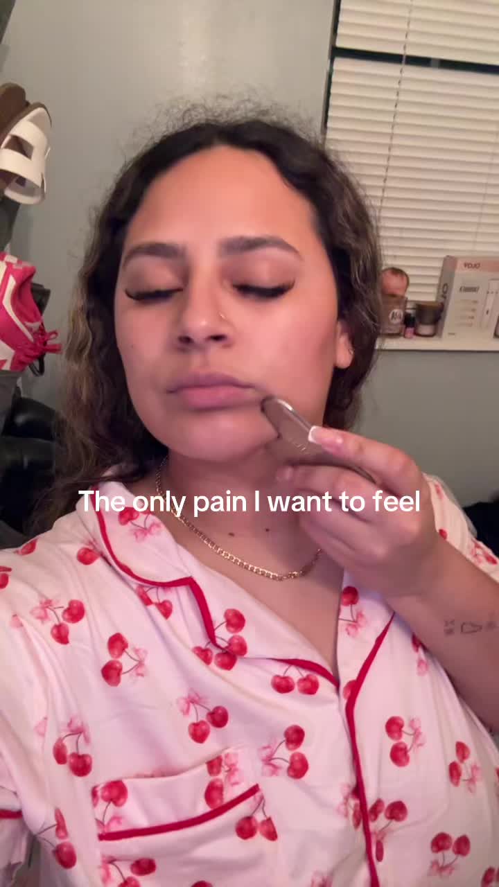 @Anabessy🍒🫧✨