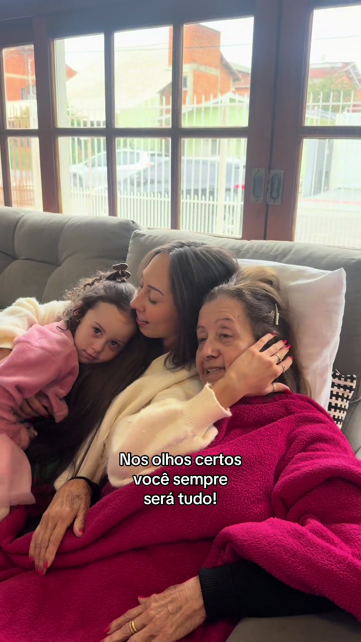 @Tati Prado B-DAY 19/09 🥳