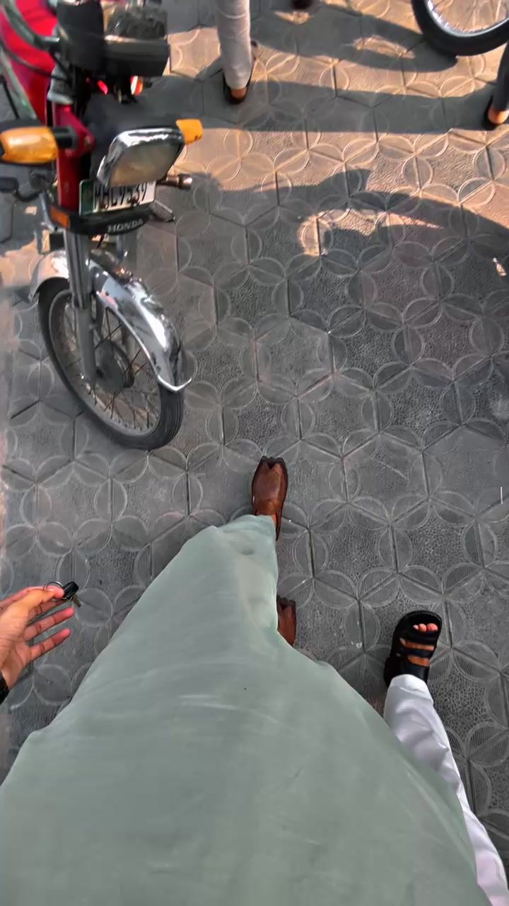 @ʟɪꜰᴇ_ᴏꜰ_ꜱʜᴀᴍɪɪ🥂🚩
