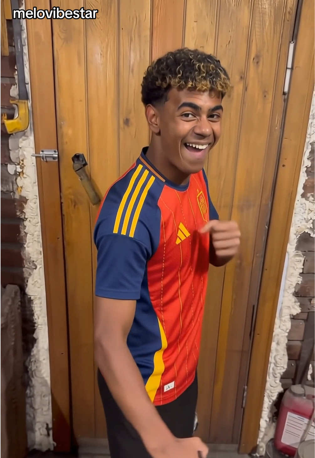 @Melovibestars ميلو فايب ستارز