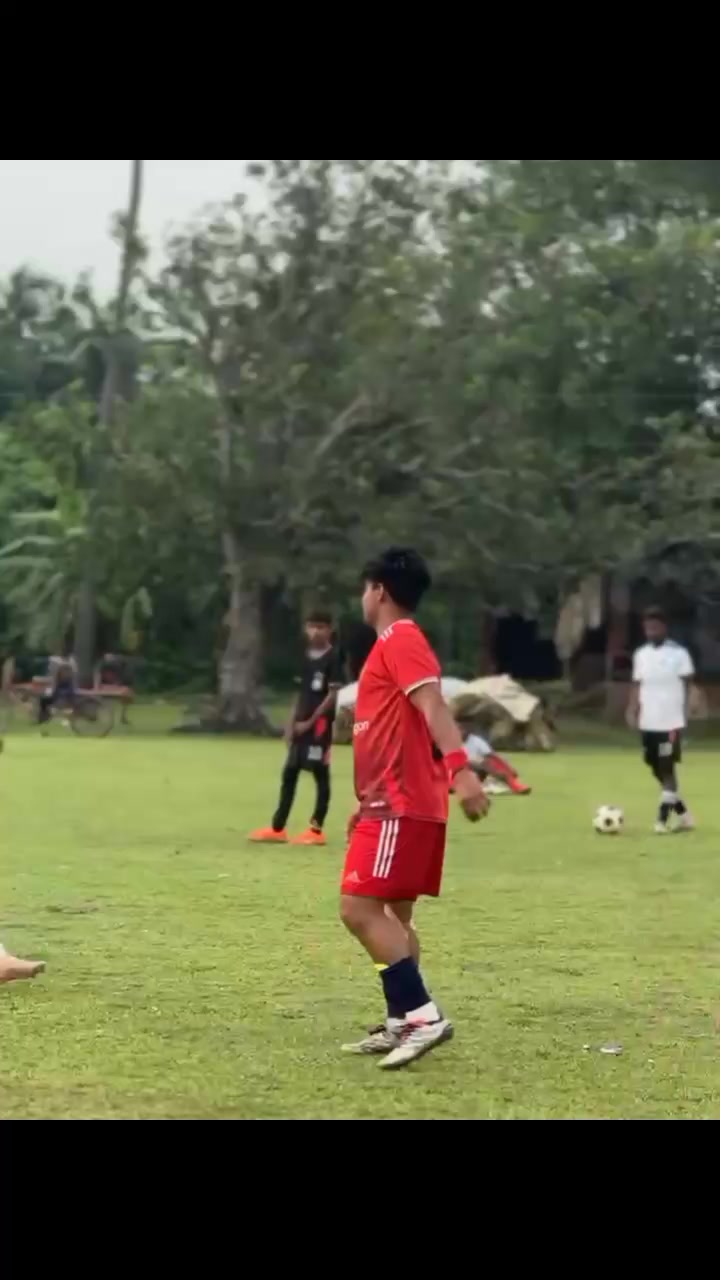 @🔵 Footballer Leo Gazi 10 🇧🇩