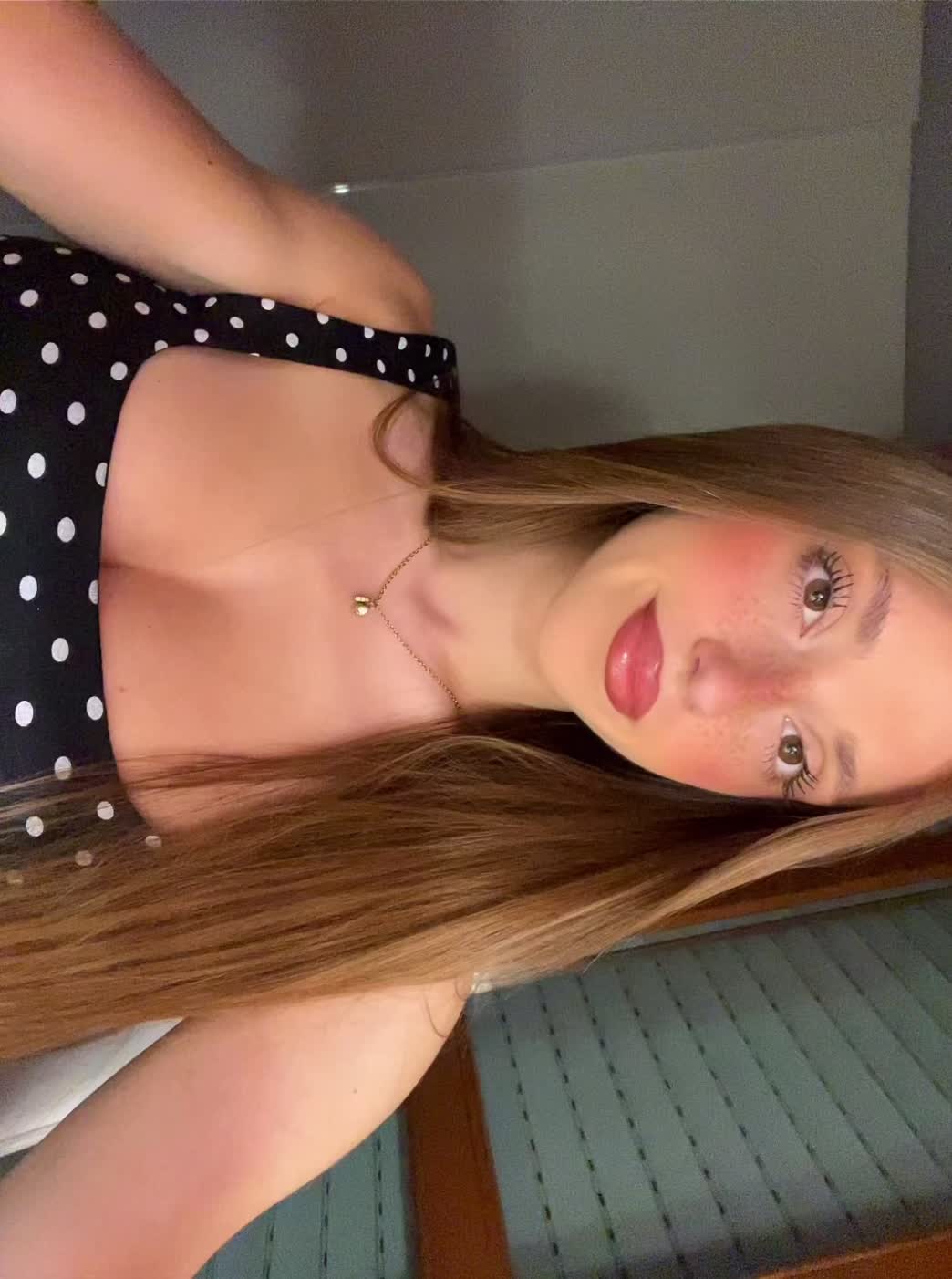 @anna