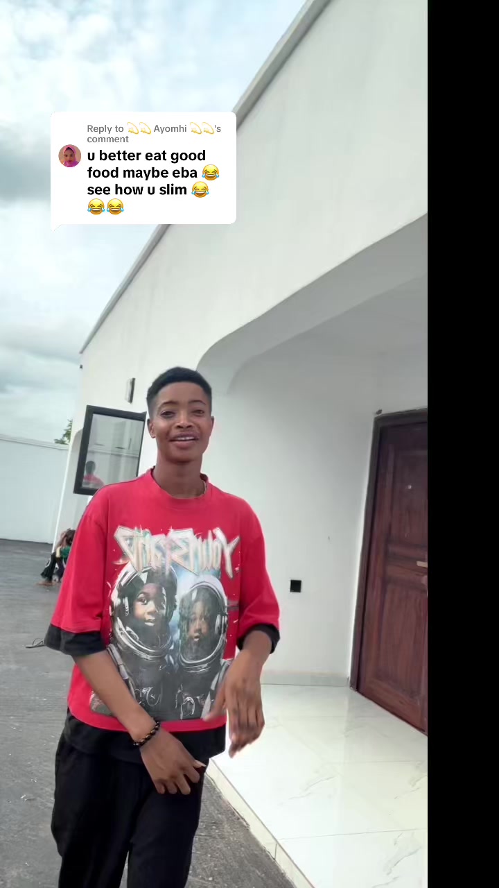 @UMAR💫✨