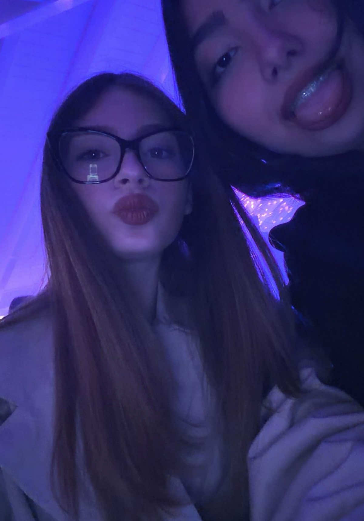 @🇮🇹👸🏼🇩🇪👸🏻