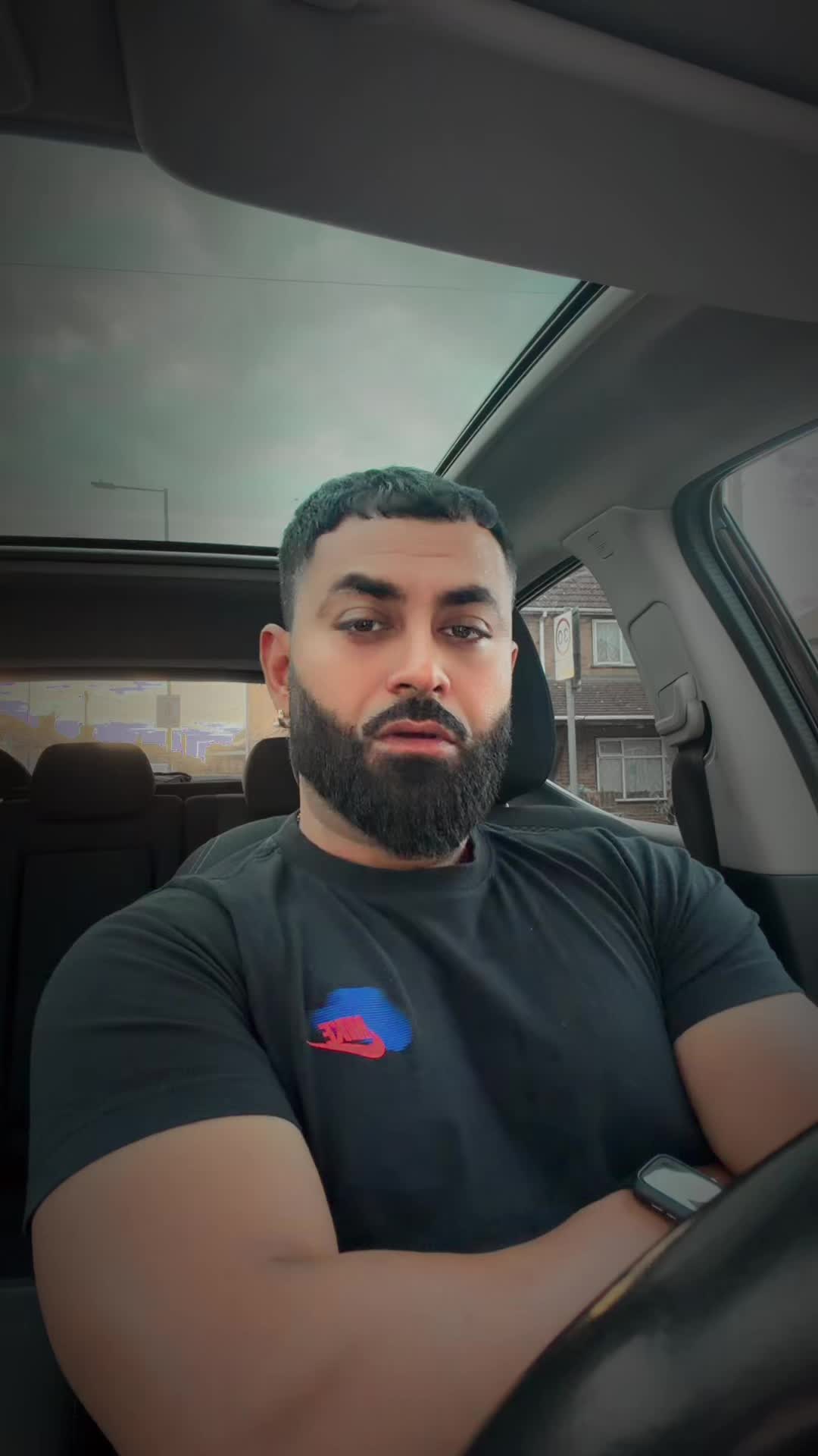 @𝐇 𝐨 𝐧 𝐞 𝐲