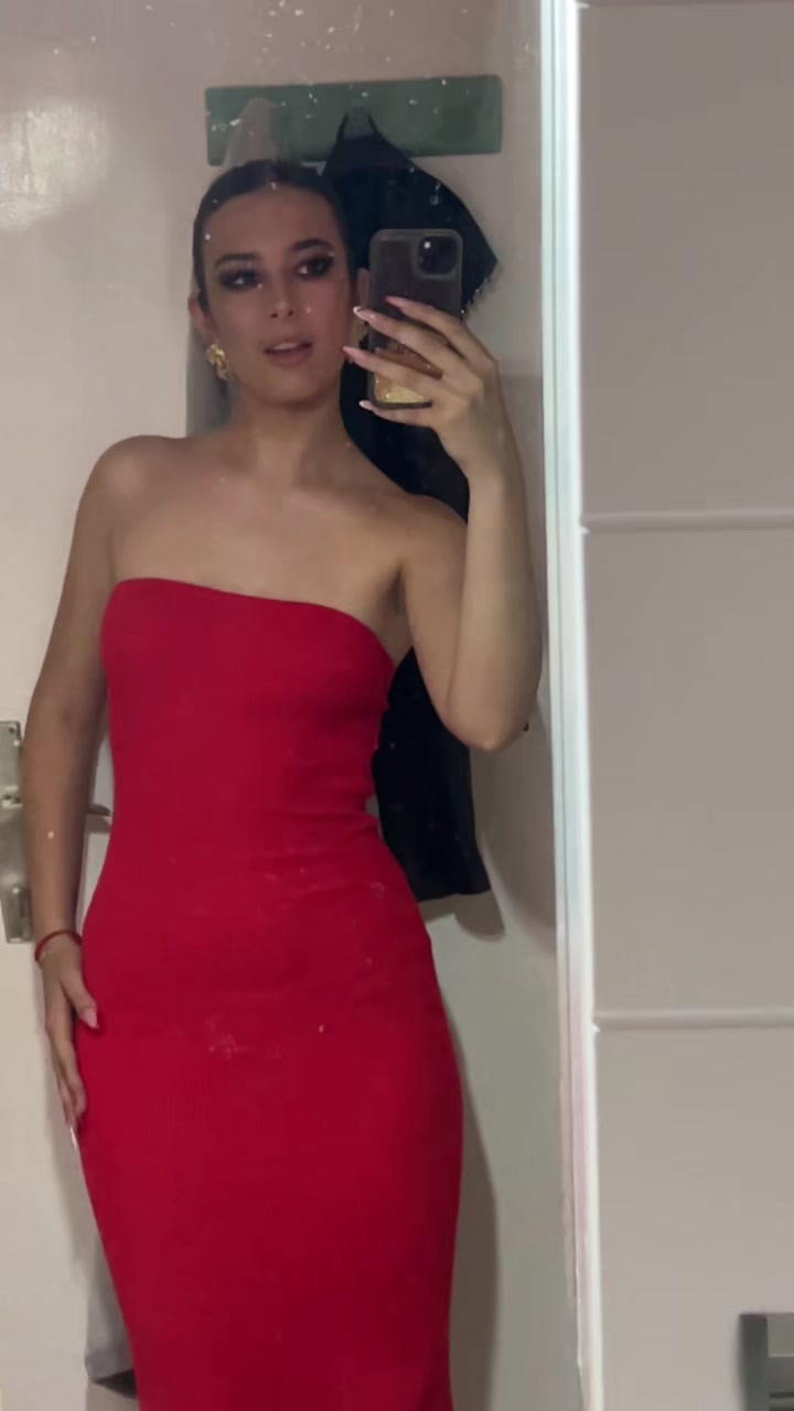 @teodoraa