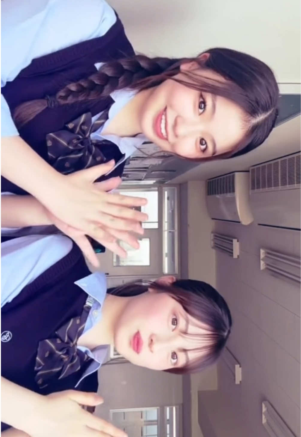 @Hana