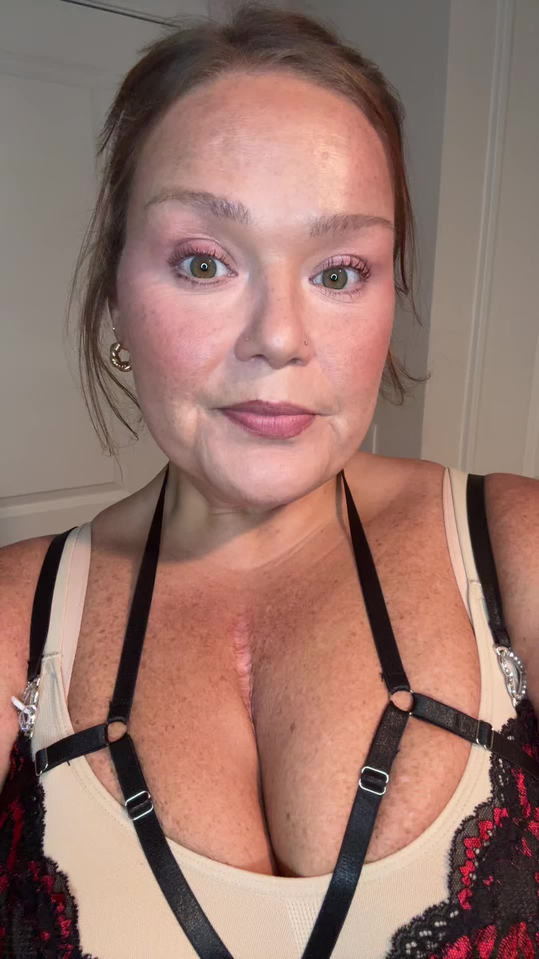 @Ashly🕸️💋🖤