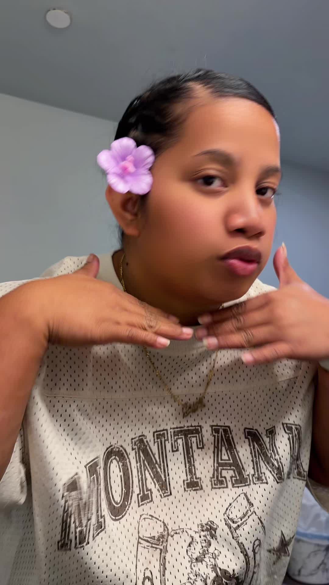 @E<3