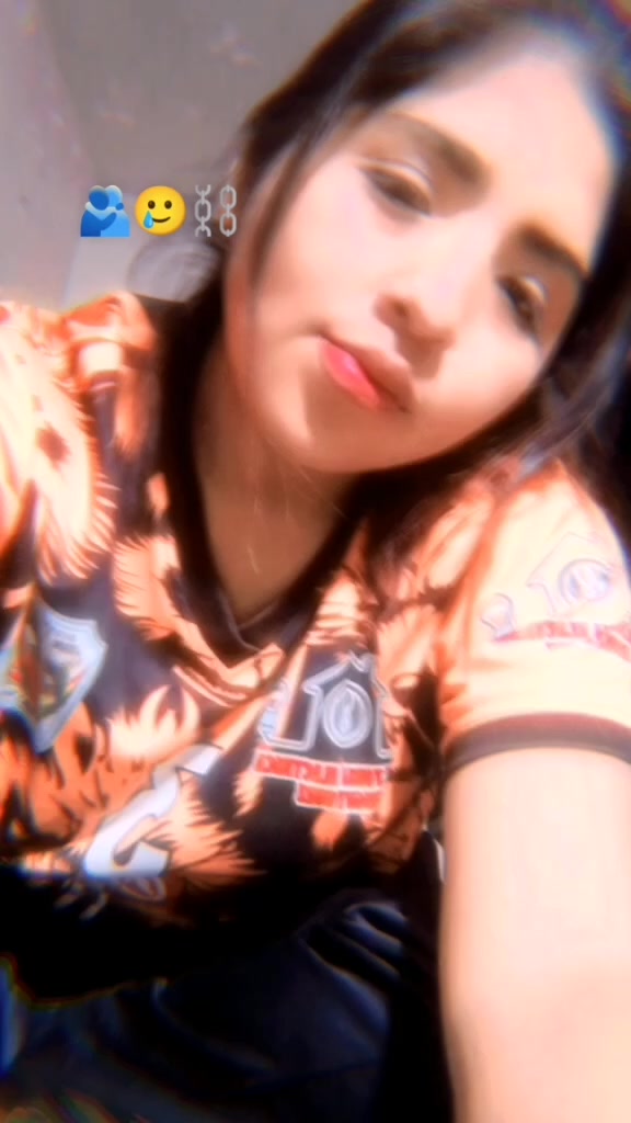 @👑Lesly💙👣