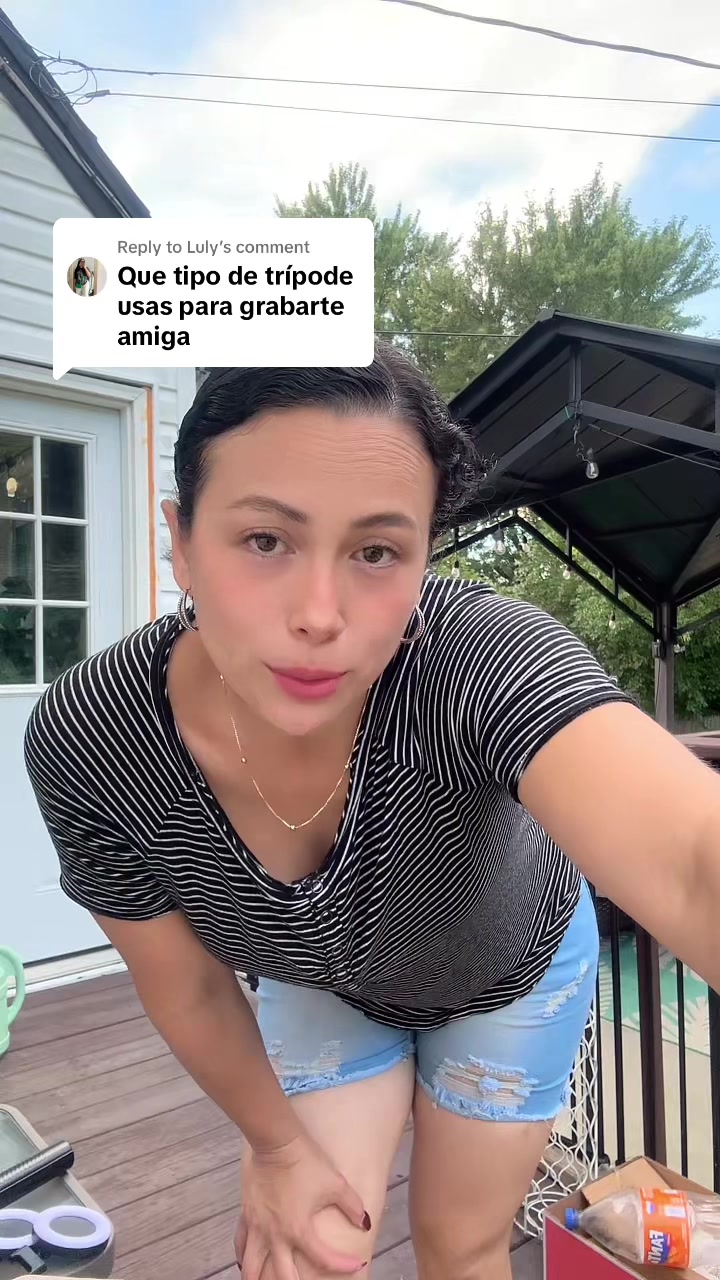 @claudia v