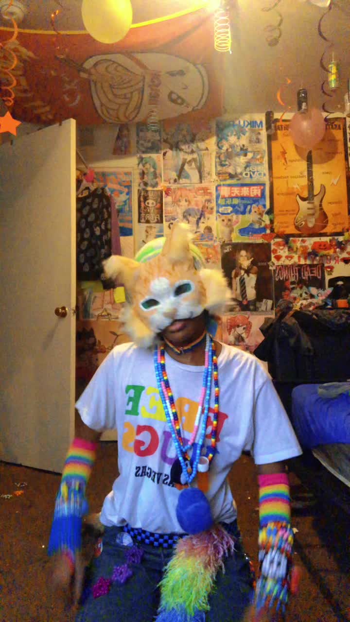 @Zilly_GizmoCatX3