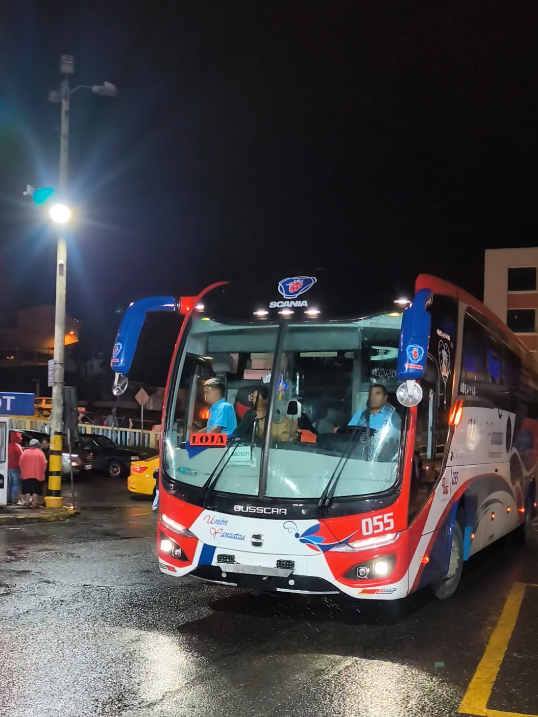 @BusTours