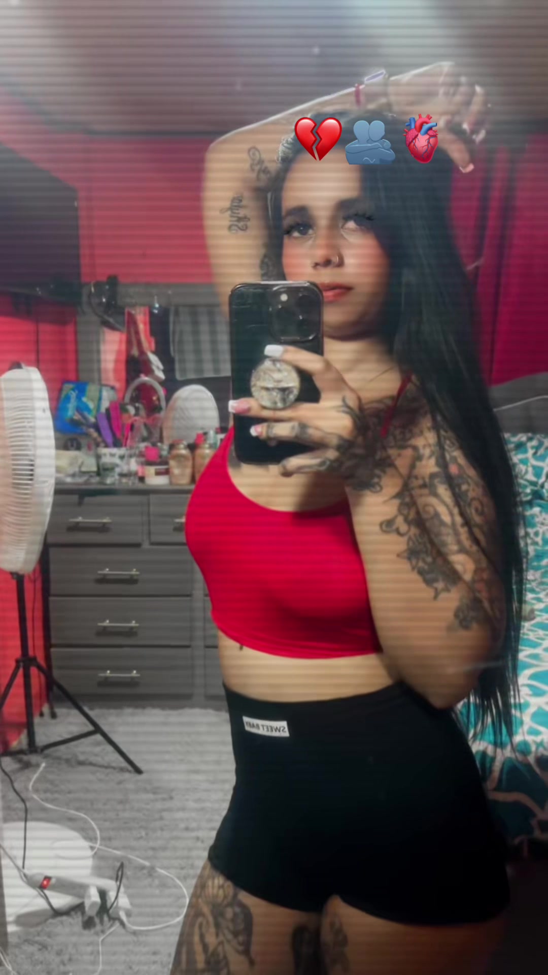 @Annabella🖤😉😈✨