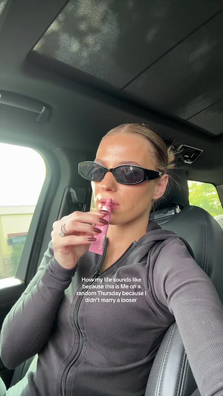 @justtliz