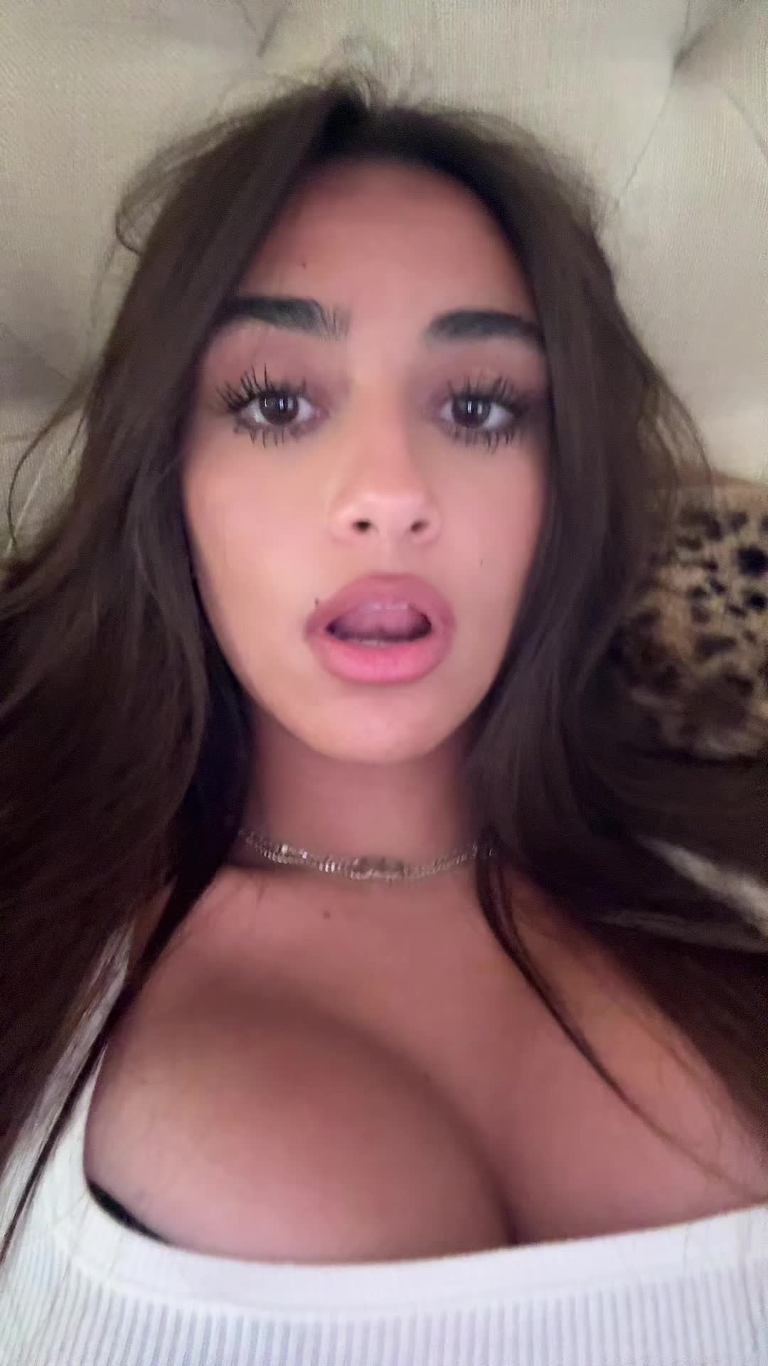 @User826492