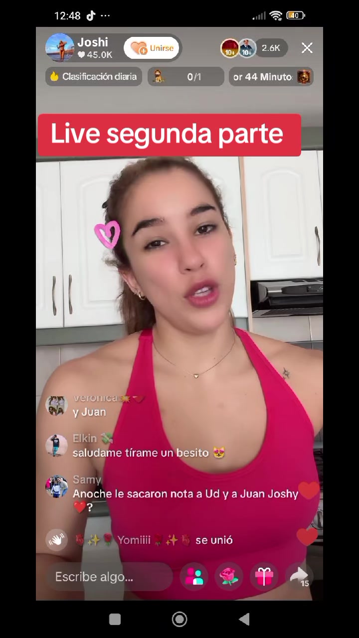 @AniEli