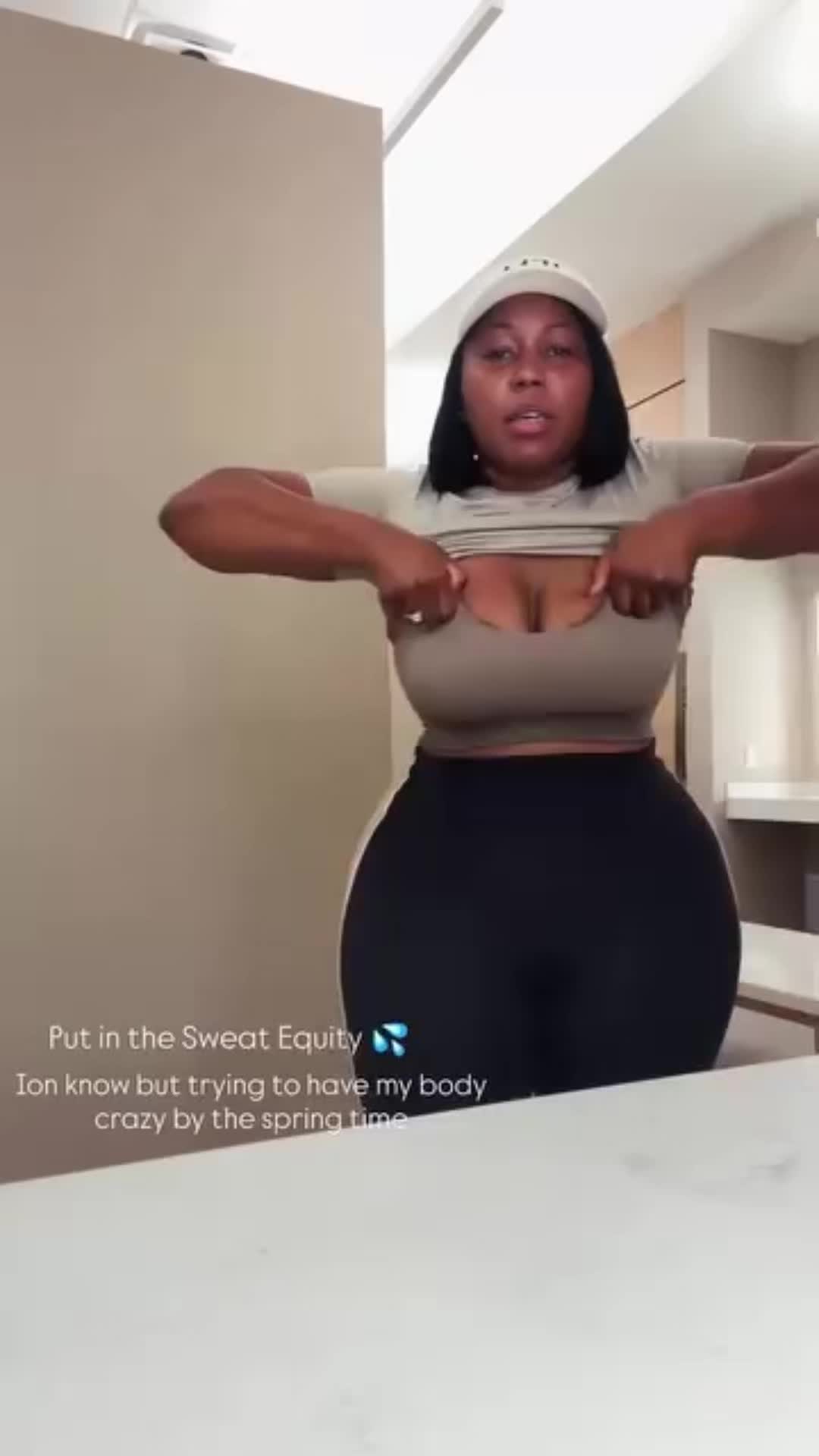 @Charli Nikia