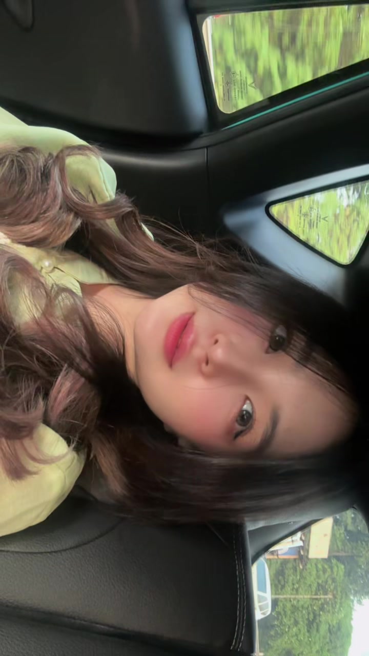 @Angietaniaa