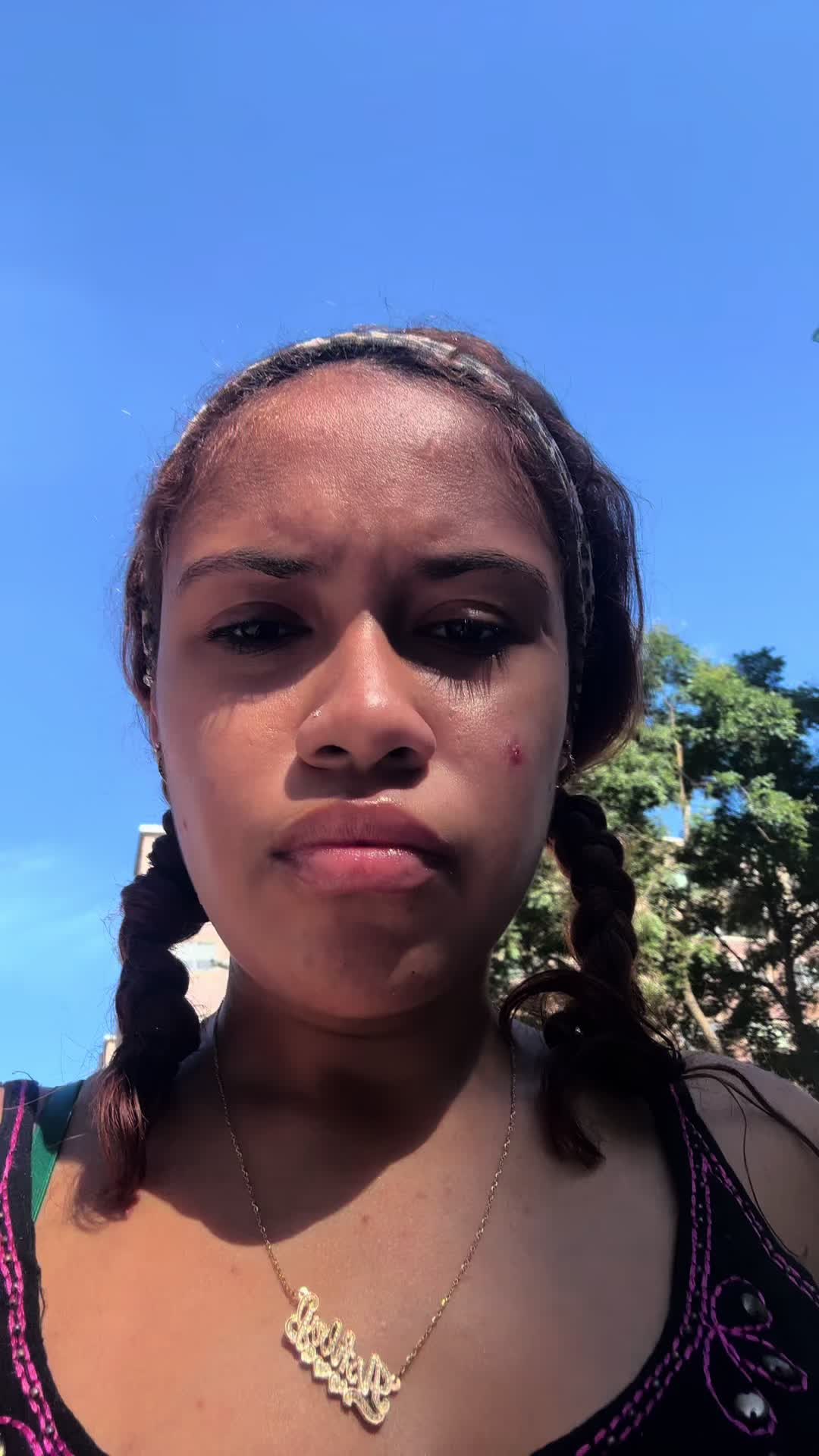 @Myleftcheeck