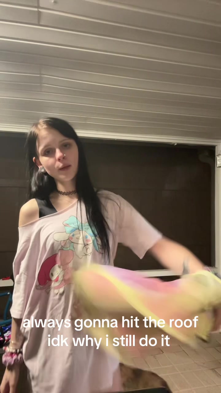@𝖊𝖒𝖎𖤐🦇