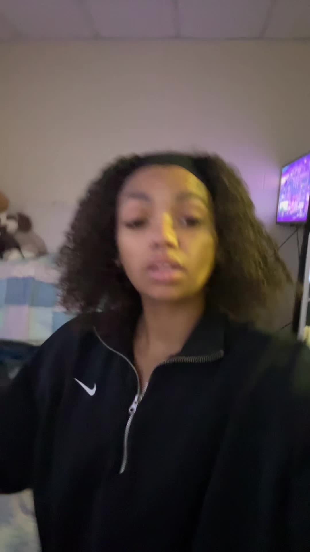 @lelegirll23
