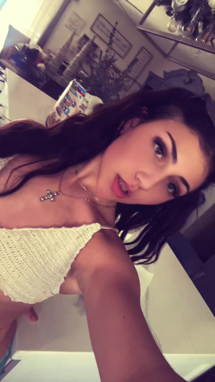 @devynnelise
