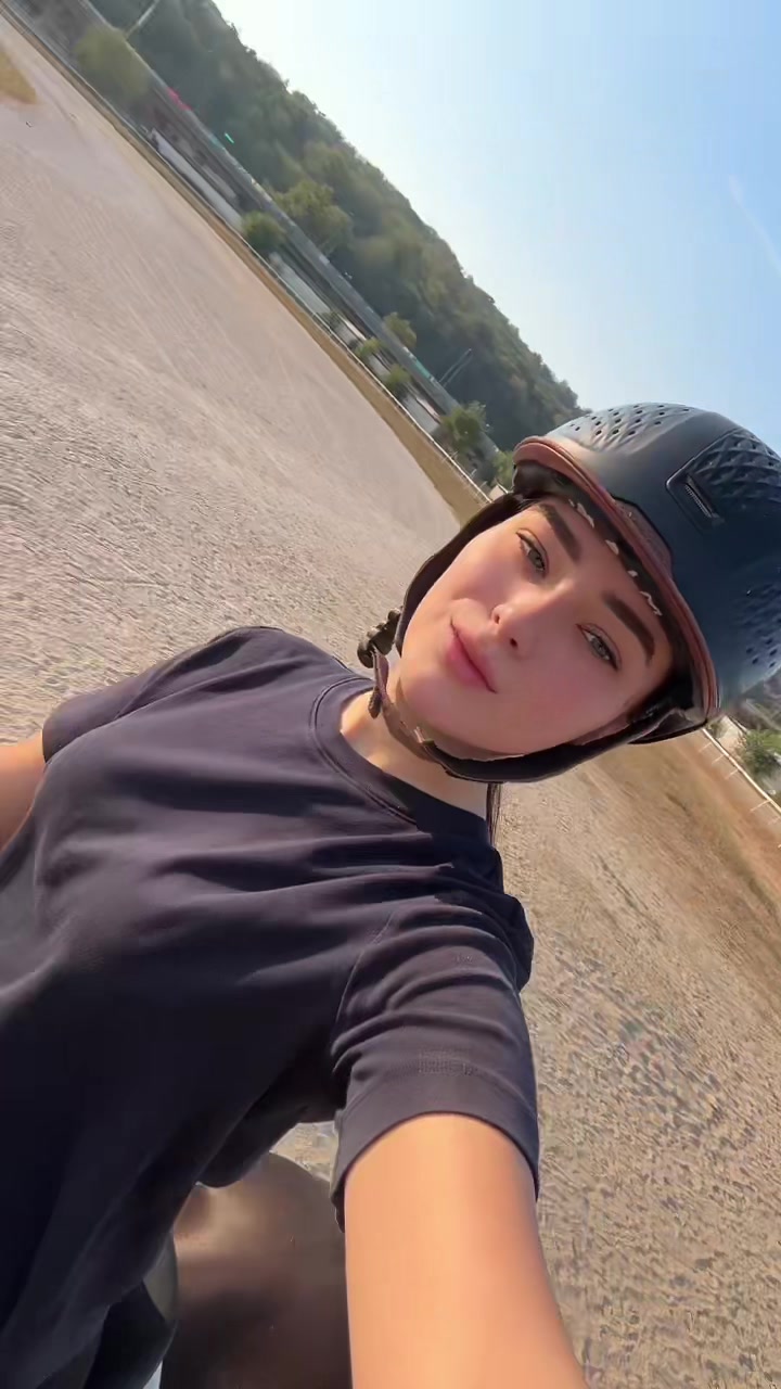 @MM