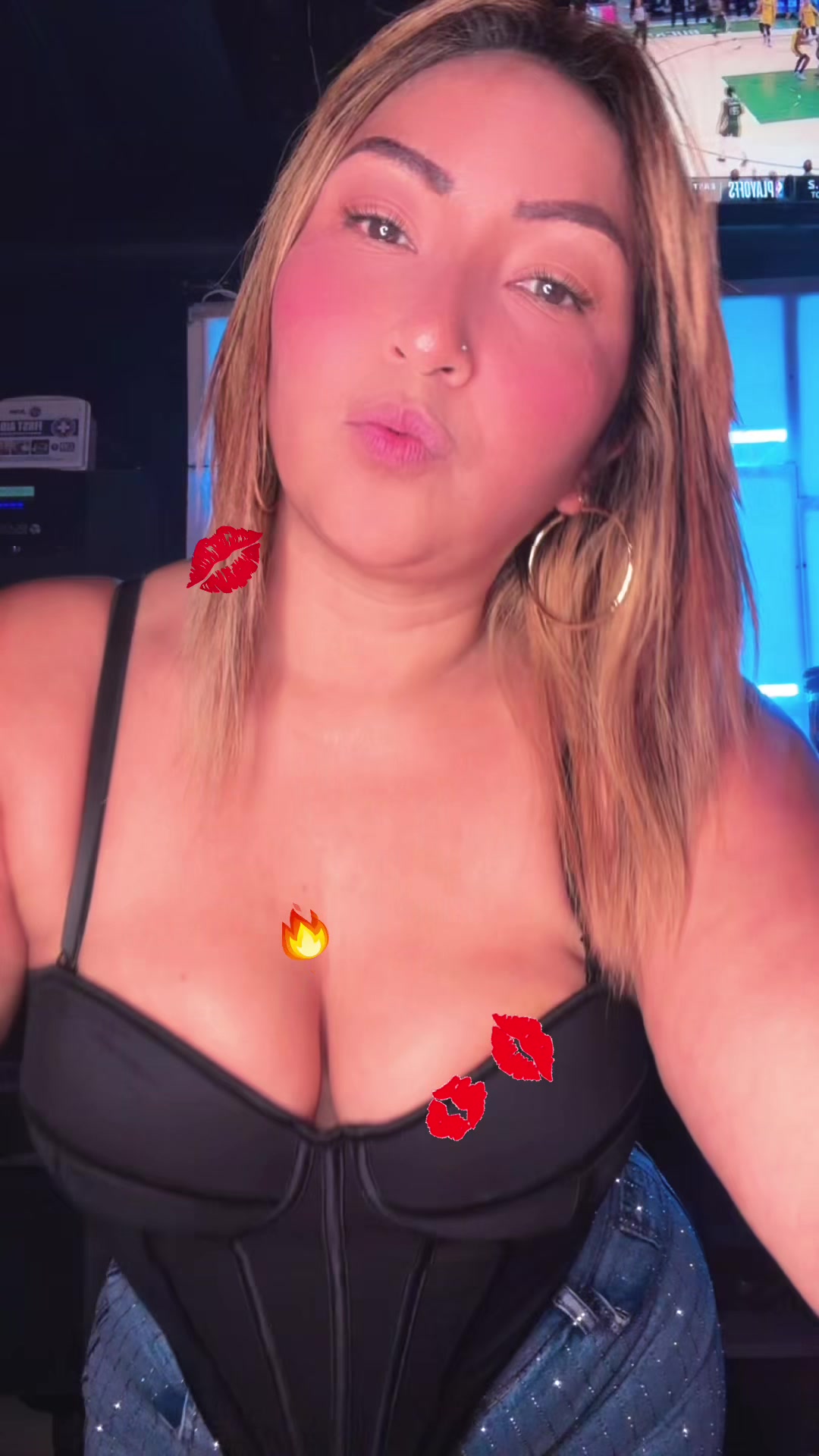 @michyybella