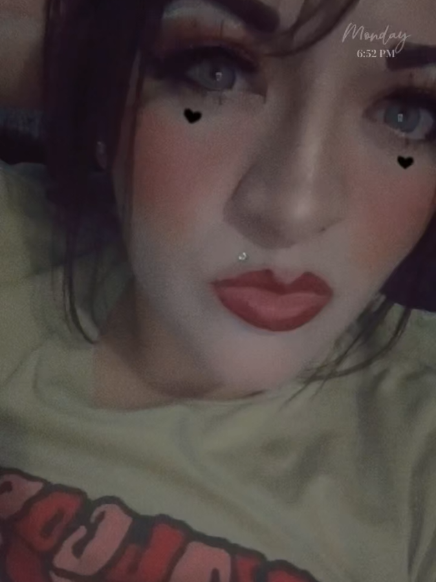 @Mona7