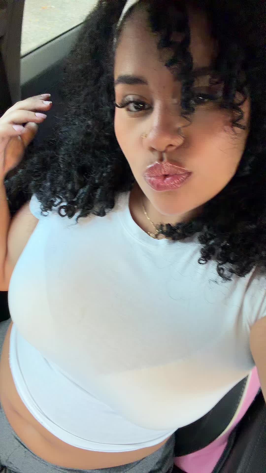 @Delylah