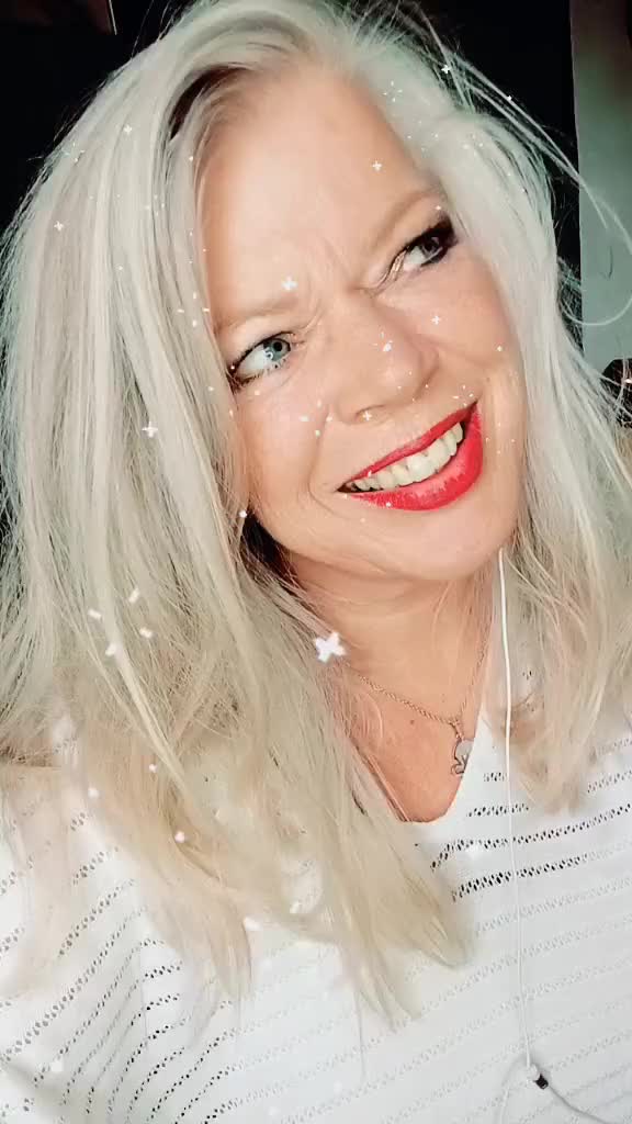 @1ngeh🫴😘