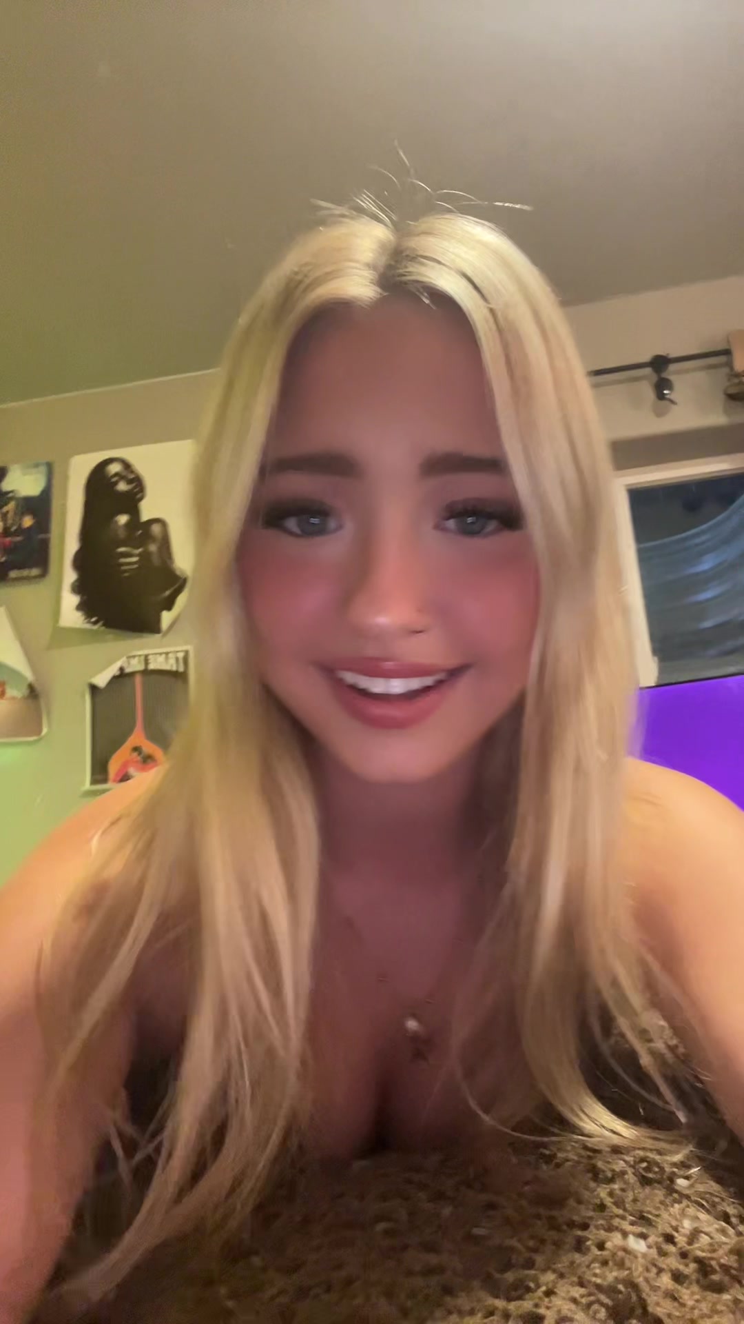 @pinkunicornglitter49