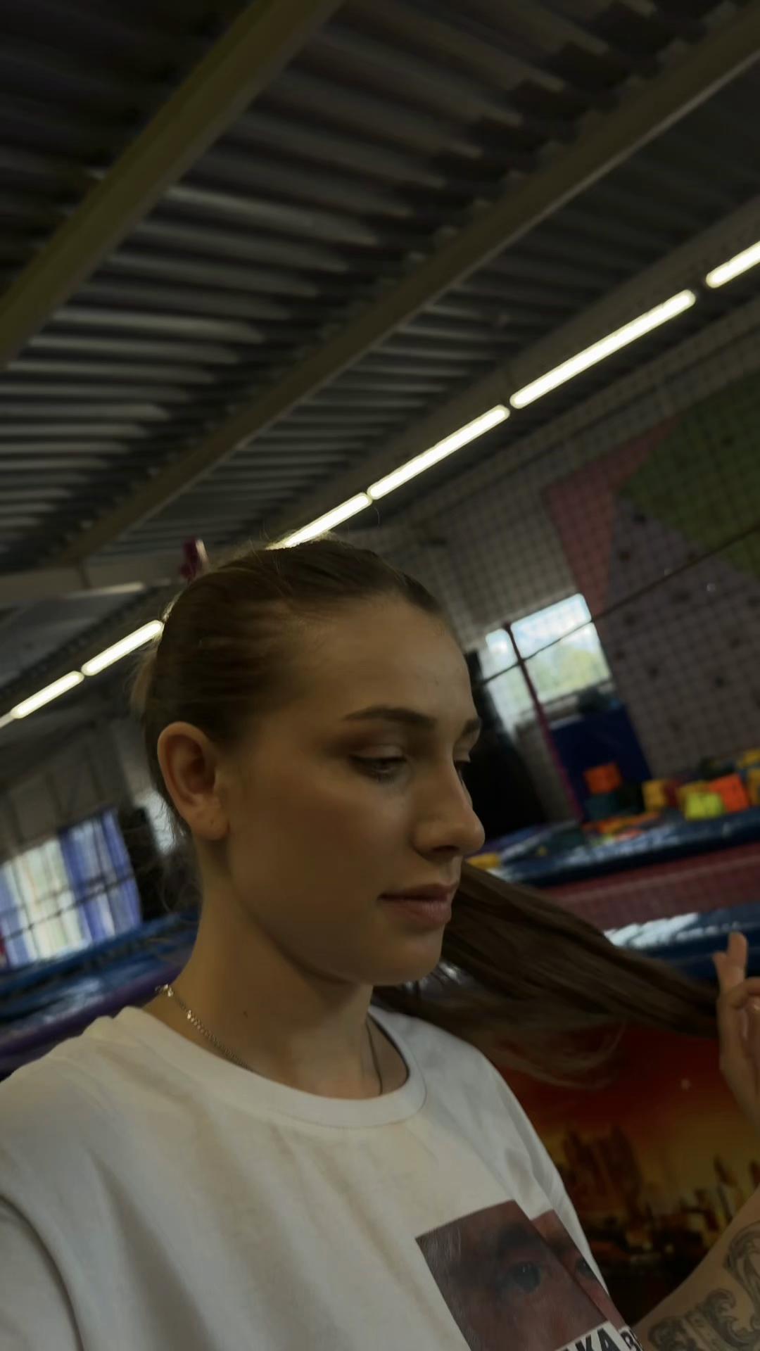 @Александра