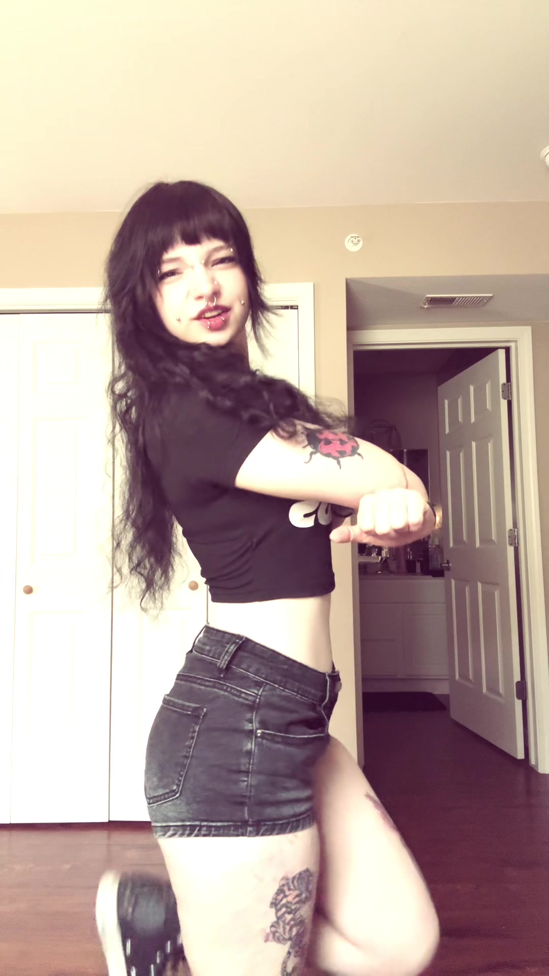 @c૮ ˙ Ⱉ ˙ ა