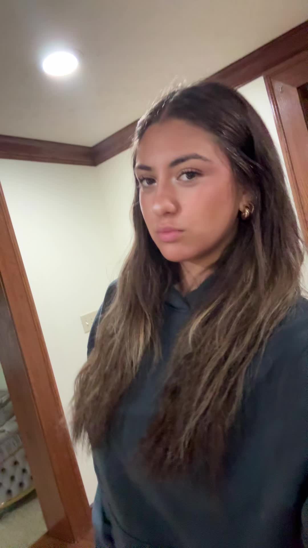 @mervinaeskander