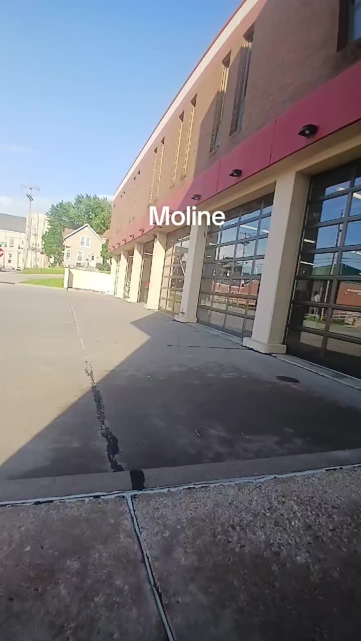 @Moline Watchout