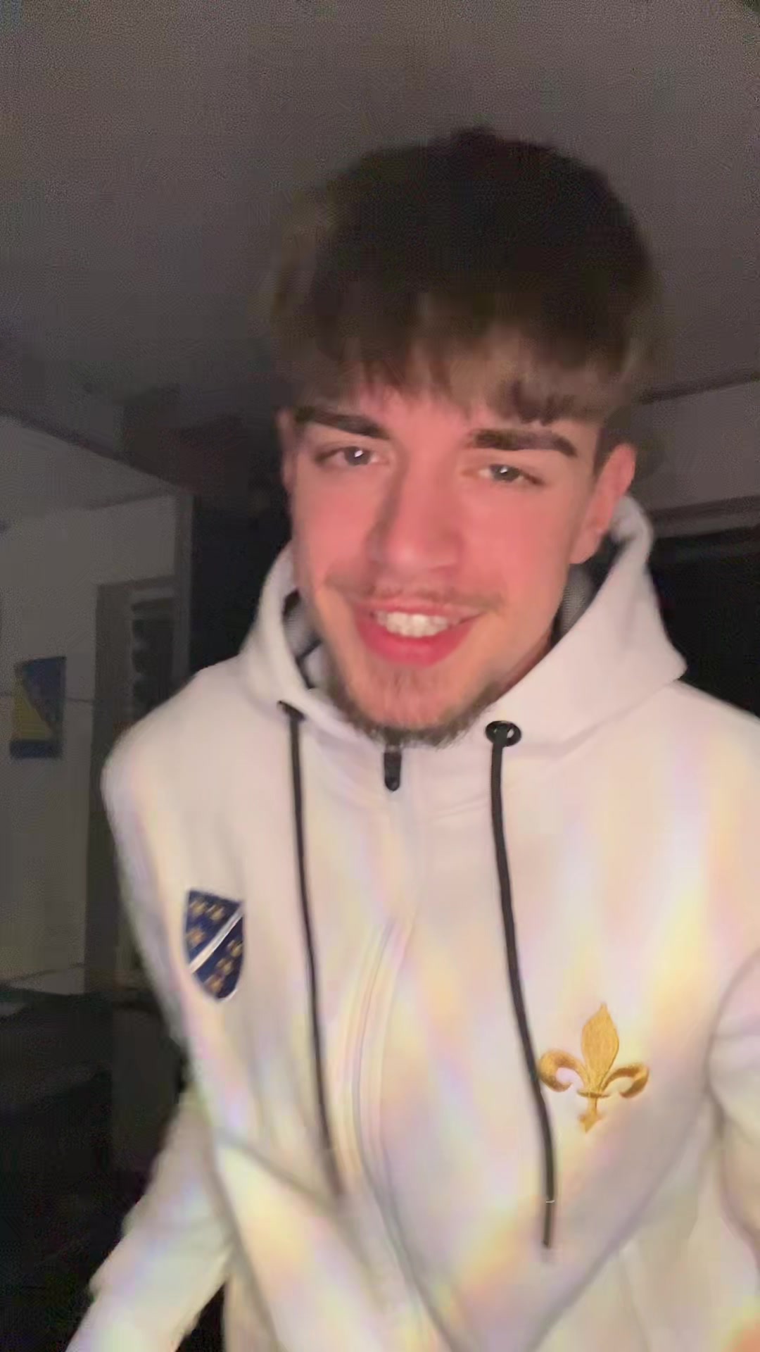 @EdoMedo🐻🇧🇦