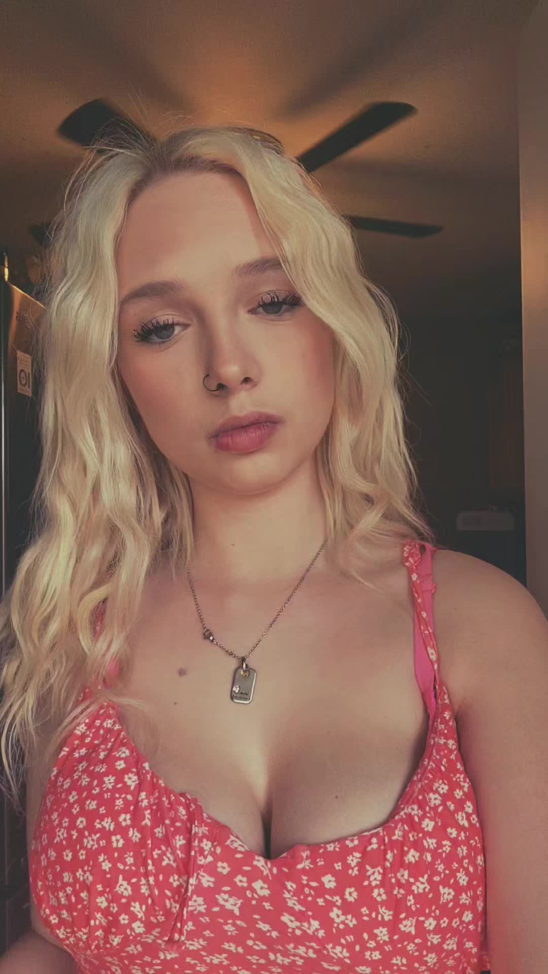 @Hayleespamzz