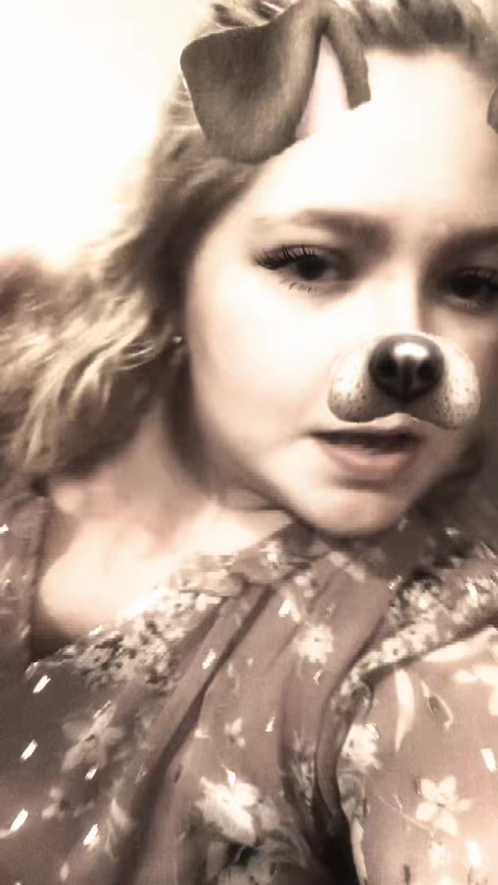 @𝓢𝓱𝓪𝓾𝓷𝓪 🩷💜