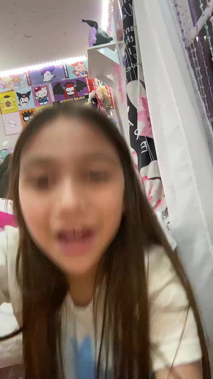 @MommyAndGirlyWhirl