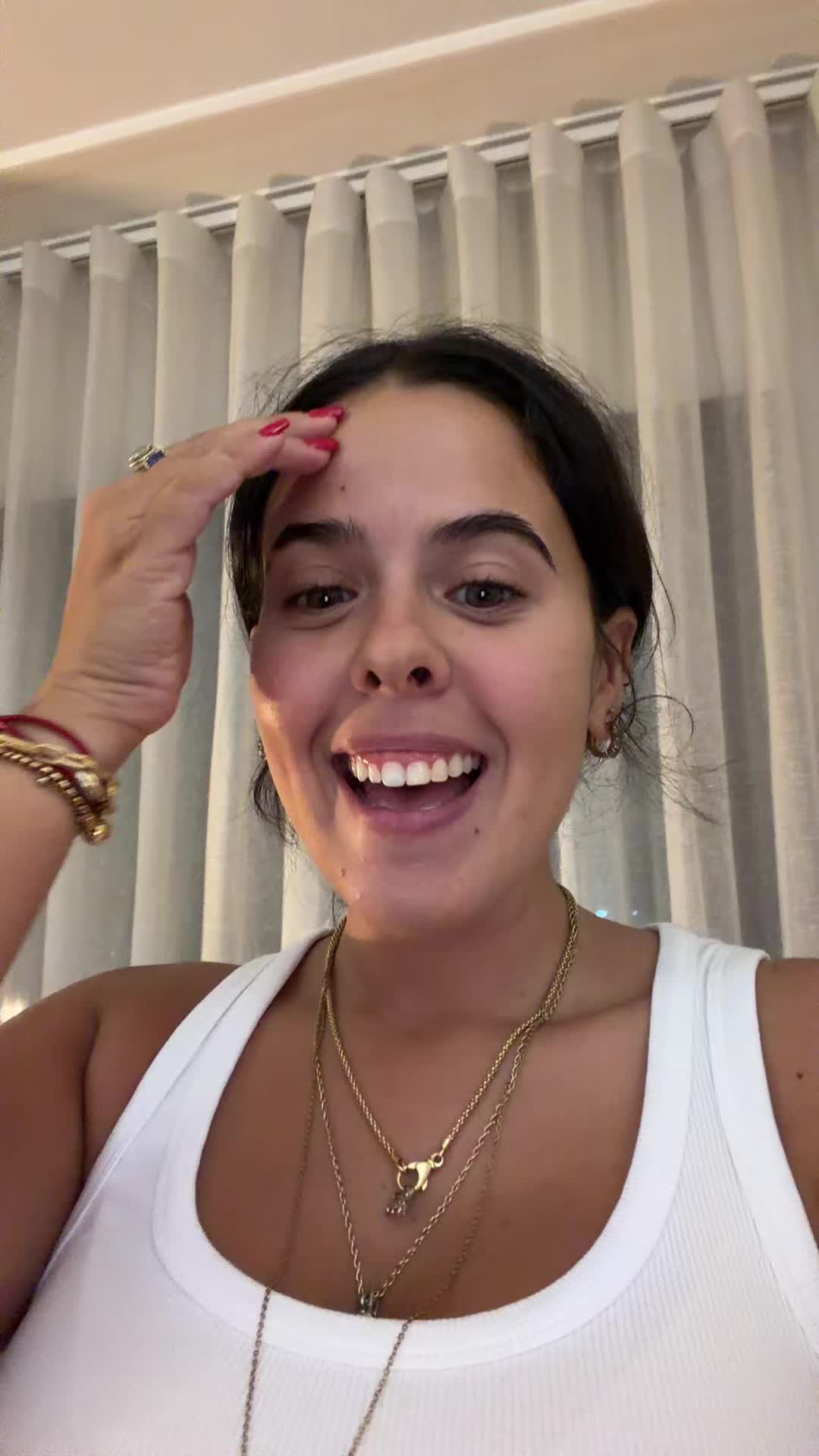 @nenas teixeira