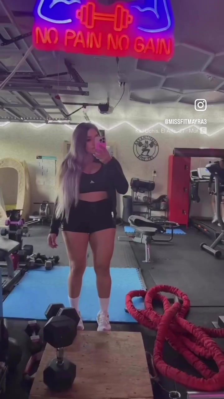 @missfitmayra