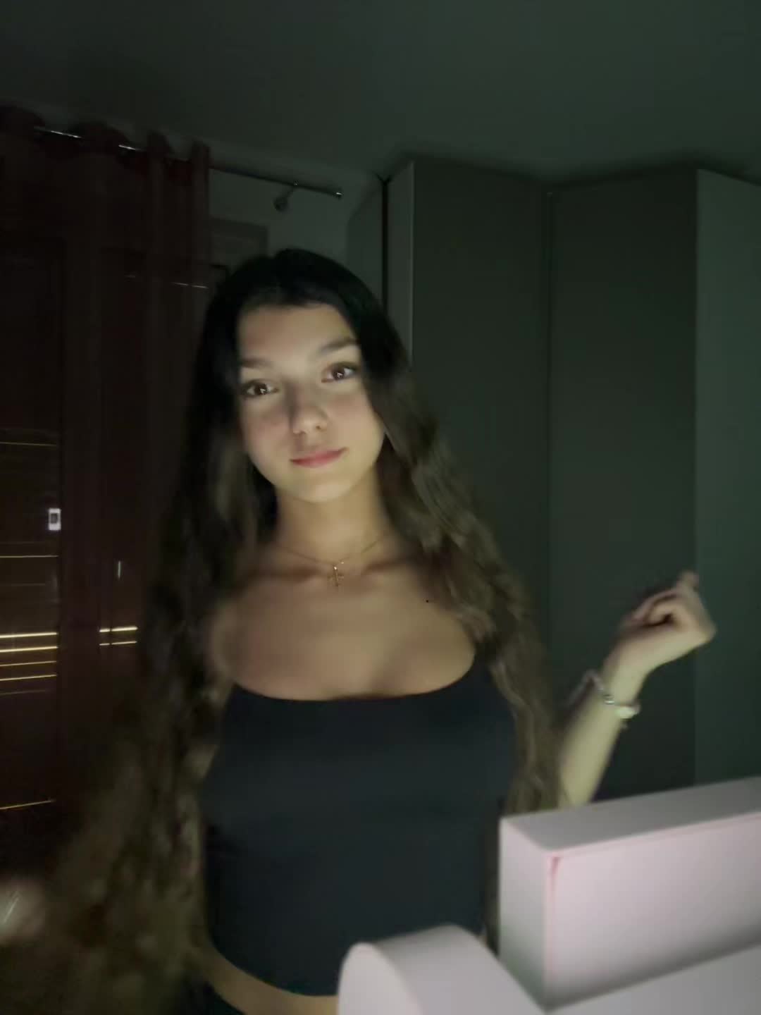 @𝟖